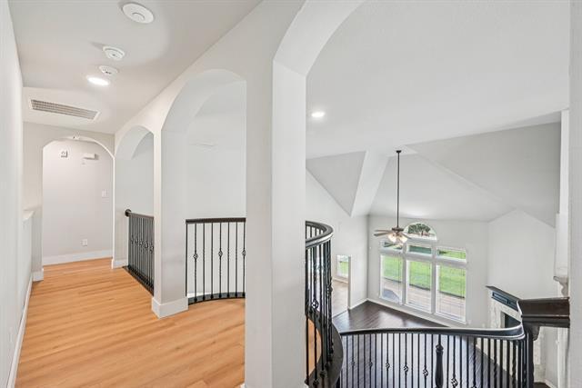 Building Photo - 6043 Oakmere Ln