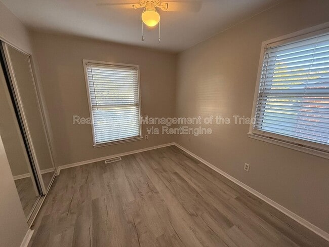 Building Photo - 4205 Olympia Dr