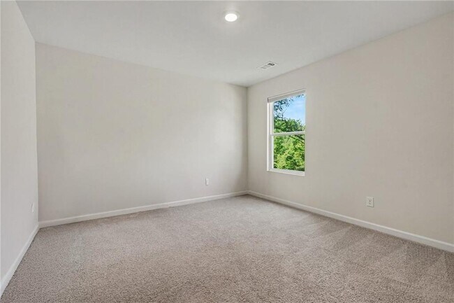Building Photo - 477 Starbuck Parkway