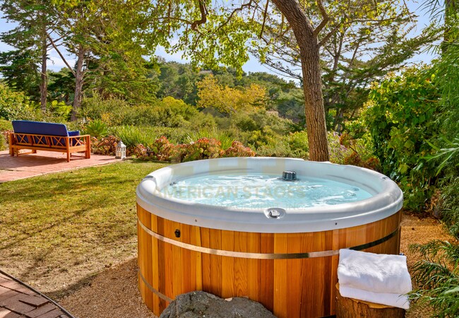 Building Photo - 1476 Crestline Dr