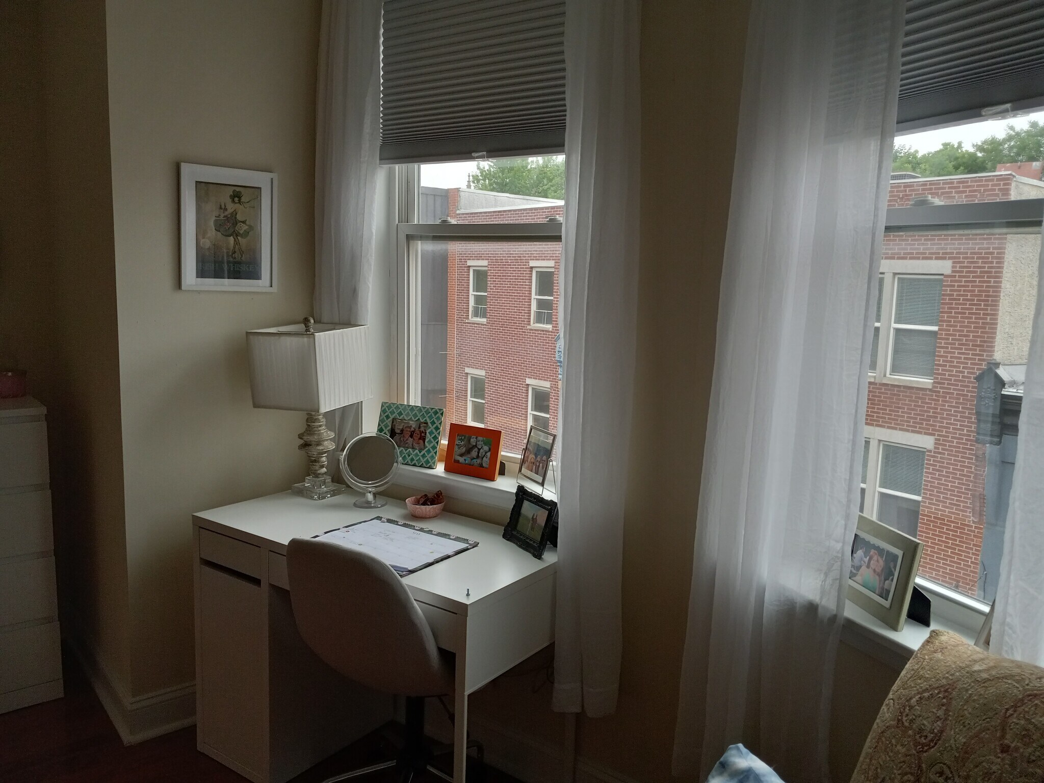 Building Photo - 1708 Fontain St