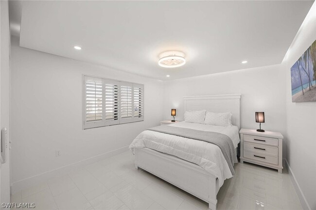 Building Photo - 10475 Gulf Shore Dr