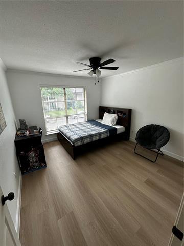 Building Photo - 10236 Regal Oaks Dr