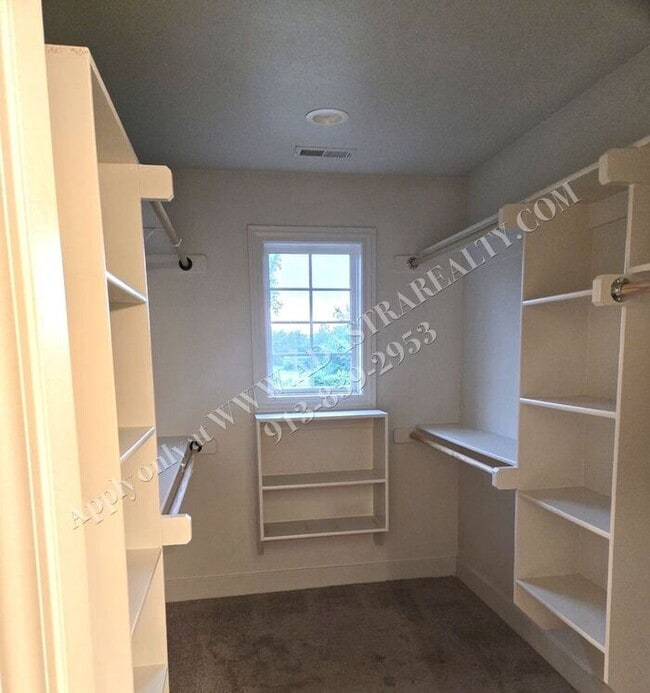 Building Photo - Beautiful Like New Townhome in De Soto-Coming SOON!!