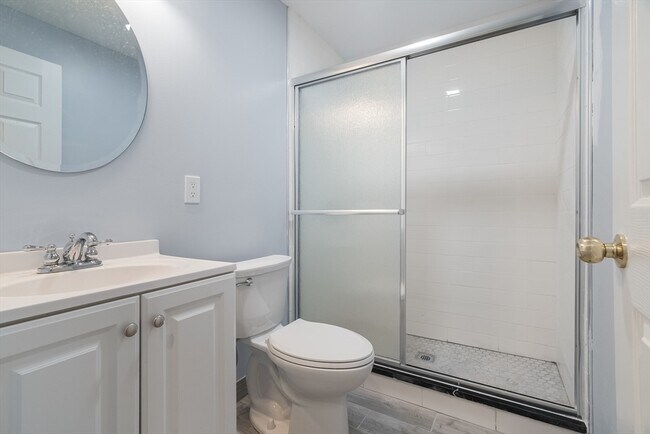 Building Photo - 106 Paul Gore St