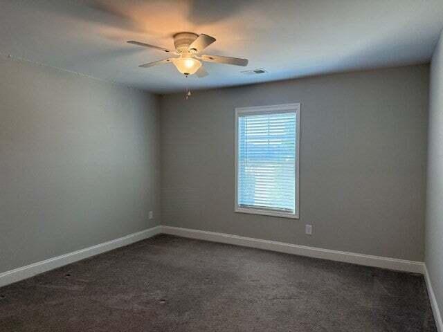 Building Photo - 1215 Seagrove Dr