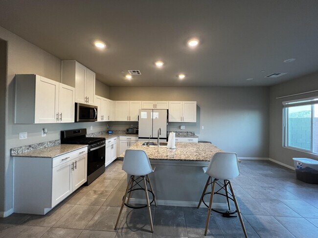 Building Photo - 5204 Sunstone Mesa Dr