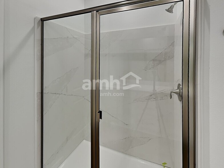 Building Photo - 14609 Cedar Trunk Ter