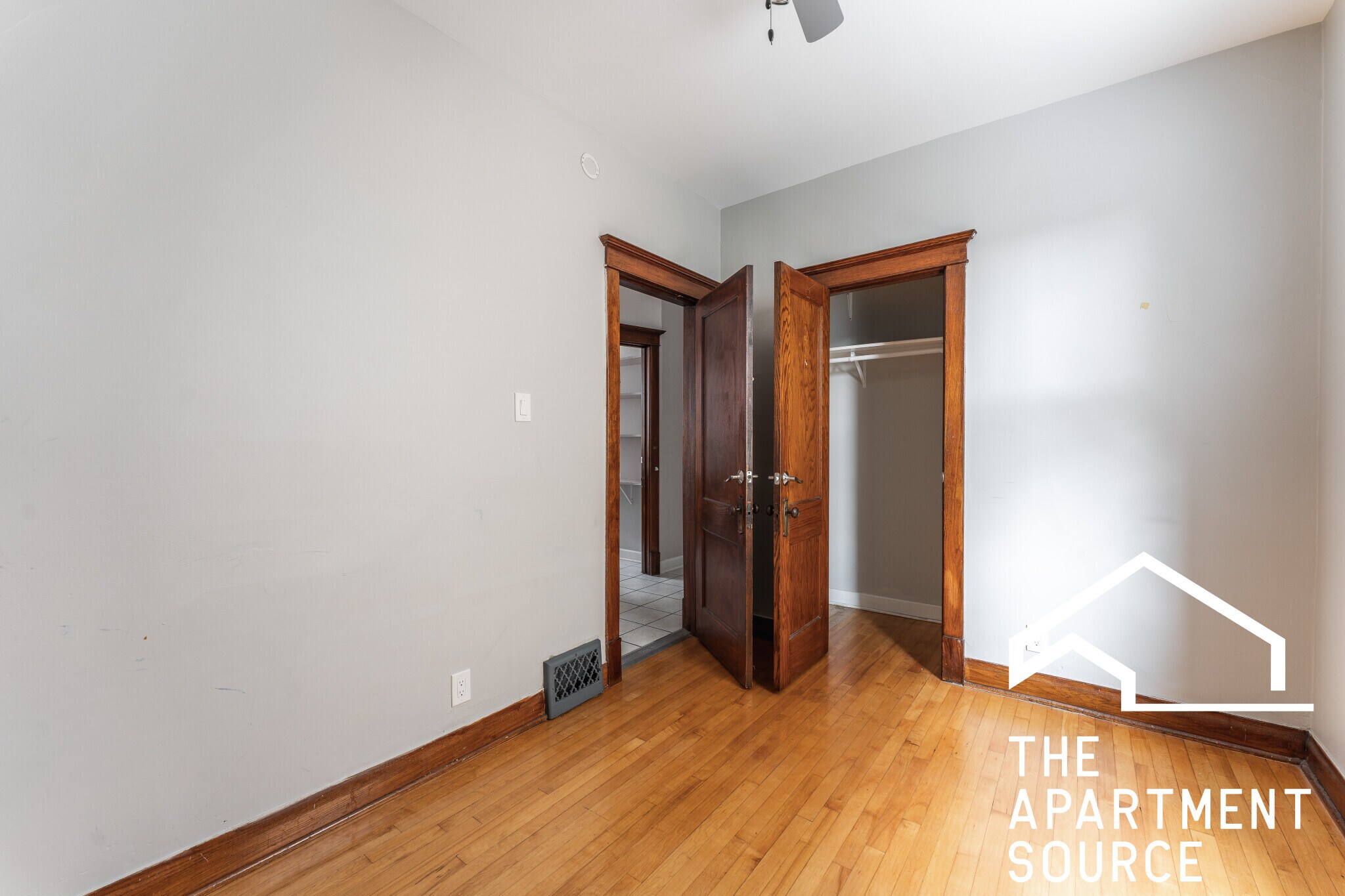 Building Photo - 3934 N Hamilton Ave