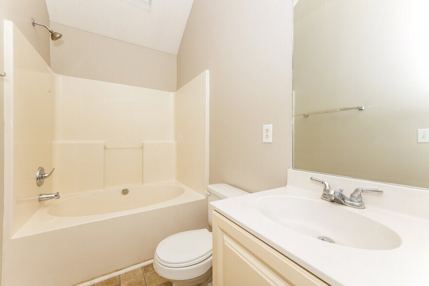 Building Photo - 1518 Antebellum Dr