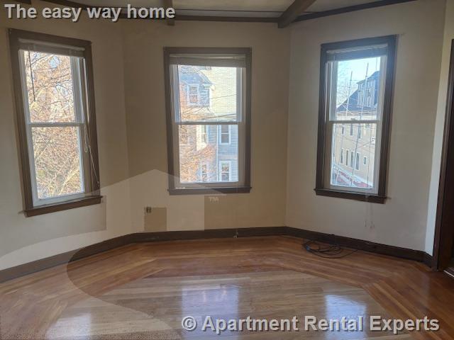 Building Photo - Somerville/Davis Square 2+ Bedroom - Parki...