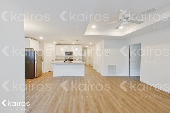 Building Photo - 11450 Camden Ct Cir