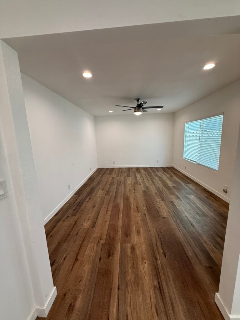 Building Photo - 4066 W 129th St