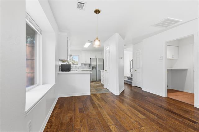 Building Photo - 616 Meadowbrook St