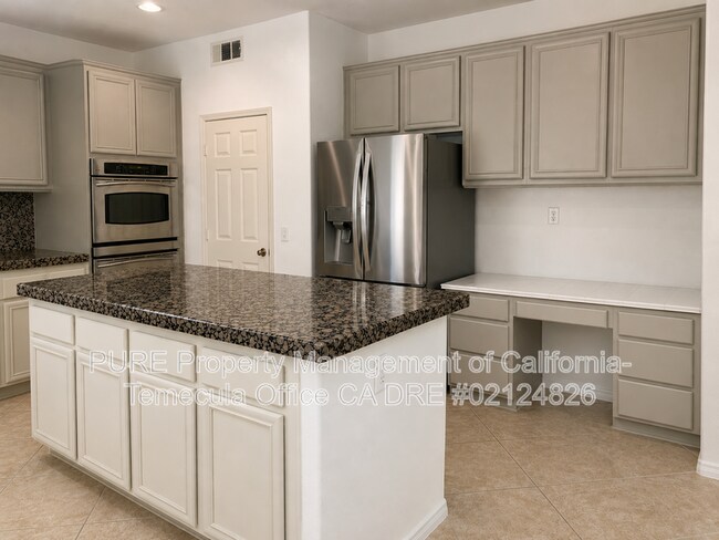 Building Photo - 26811 Lemon Grass Way