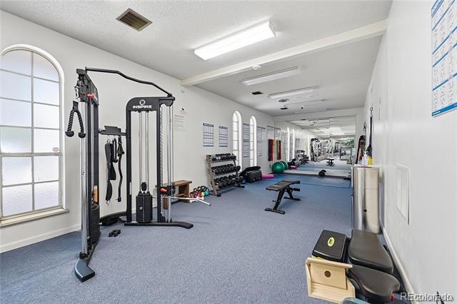 Building Photo - 529 S Xenon Ct