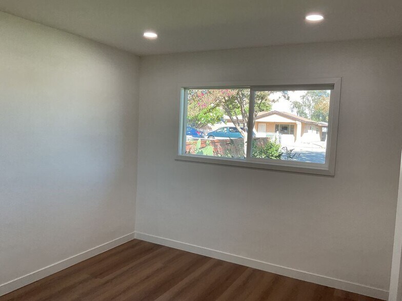 Building Photo - 13264 2nd St