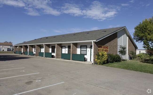 Primary Photo - Burleson Loft Apartments