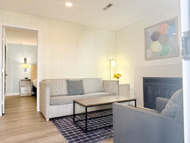 Primary Photo - 11689 Chester Rd