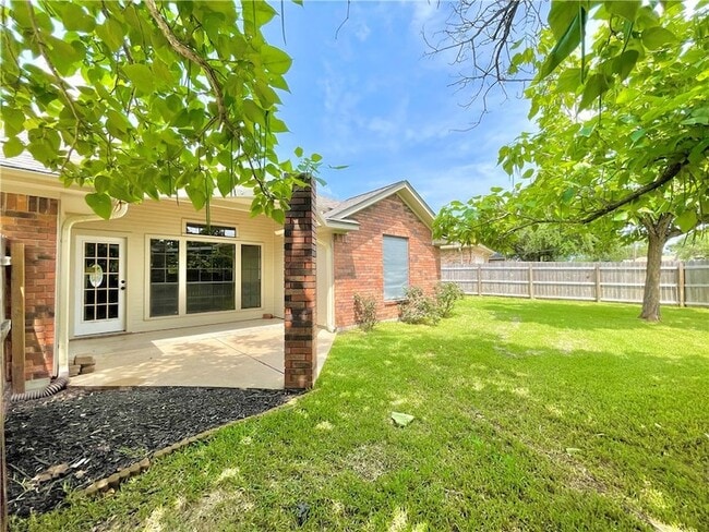 Building Photo - 4508 Kensington Rd