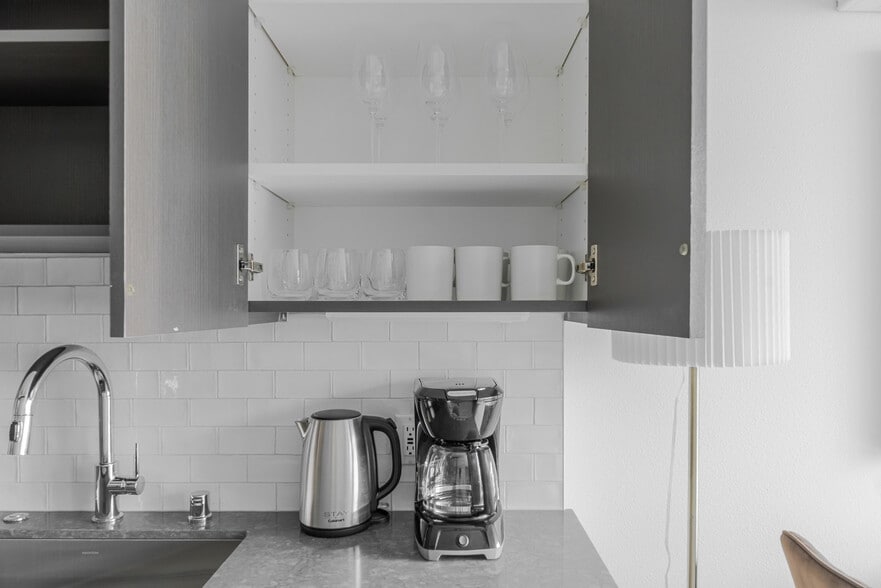 Building Photo - 1955 129th Ave NE