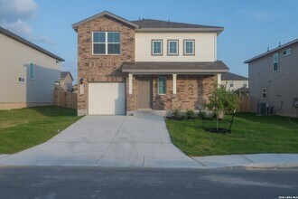 Building Photo - 14743 Clay Rdg Run