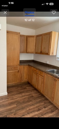 Building Photo - 8619 Bennett Ave