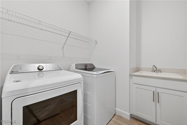 Building Photo - 15015 Bluewater Rd