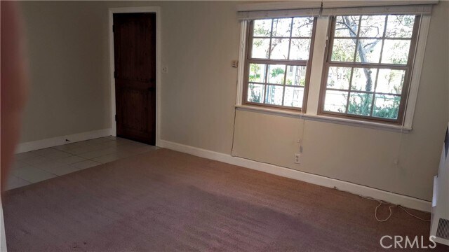 Building Photo - 529 Walnut Ave