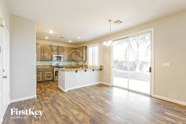 Building Photo - 10712 Silver Pyramid Ct