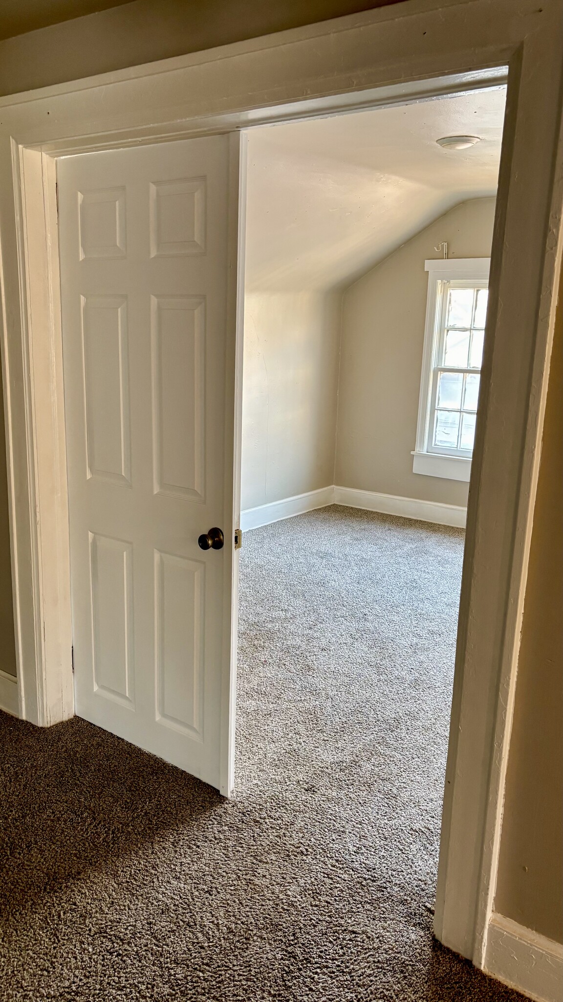 Bedroom - 1709 Miriam St