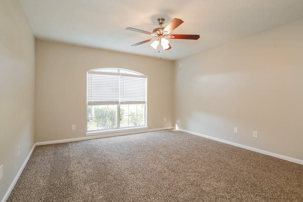 Building Photo - 2391 Creekfront Dr