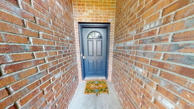 Building Photo - 106 Cedar Ridge Dr