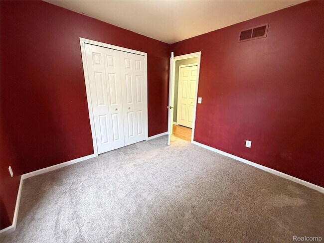 Building Photo - 24706 Bashian Dr