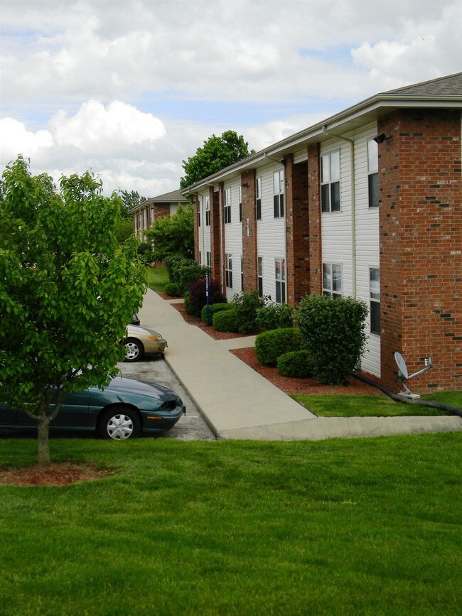 Eaglewood Apartments Nixa, MO Apartment Finder