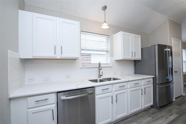 Building Photo - 20530 Ranch Mill Lane