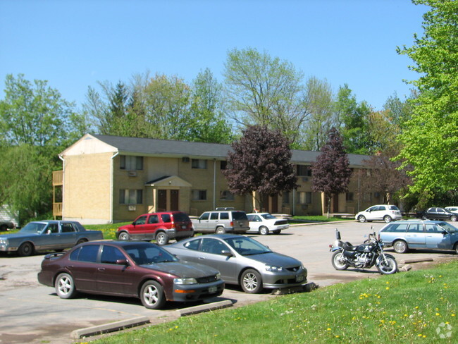 Building Photo - Belle Harbour Apartments