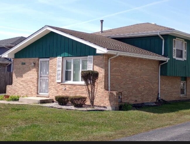 Primary Photo - 14512 Oakley Ave