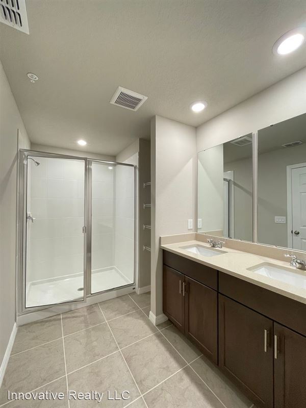 Building Photo - 2475 Sweet Viburnum Wy