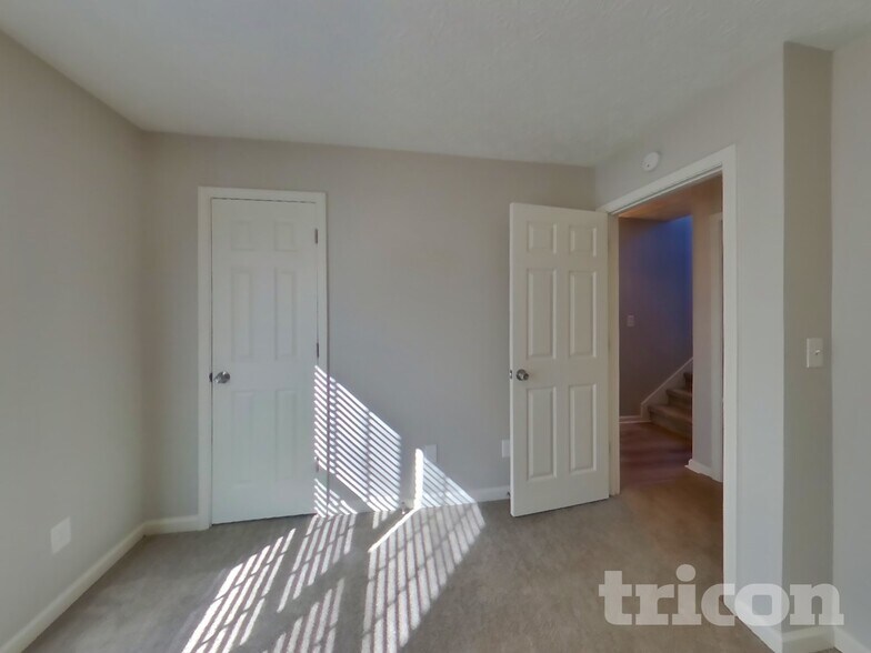 Building Photo - 125 Shenandoah Dr