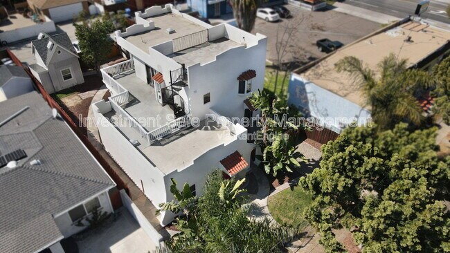 Building Photo - 1824 Palm Ave