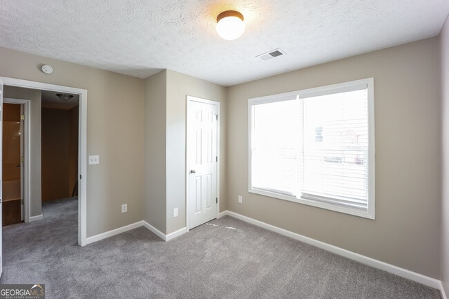 Building Photo - 1478 Bogota Way