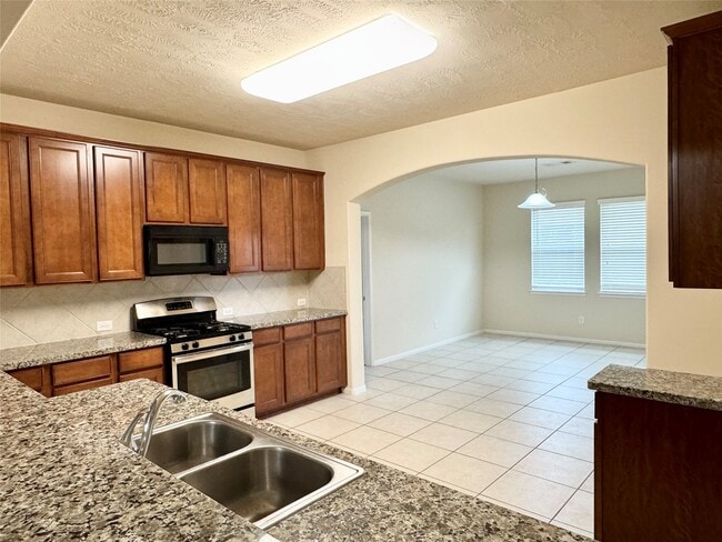 Building Photo - 26722 Mandrake Falls Ct