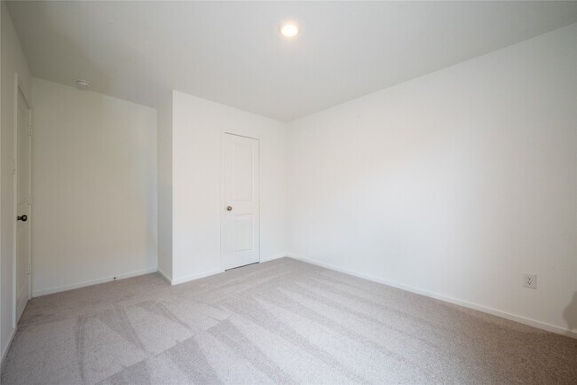 Building Photo - 6147 Sunburst Scarlet St