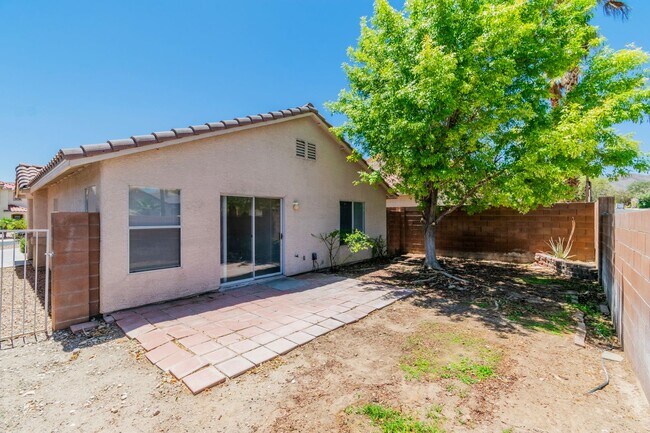 Building Photo - Spacious 3-Bed in Gated NW Las Vegas Community with 2-Car Garage