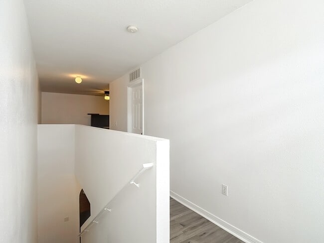 Building Photo - 9856 Ashburn Lake Dr