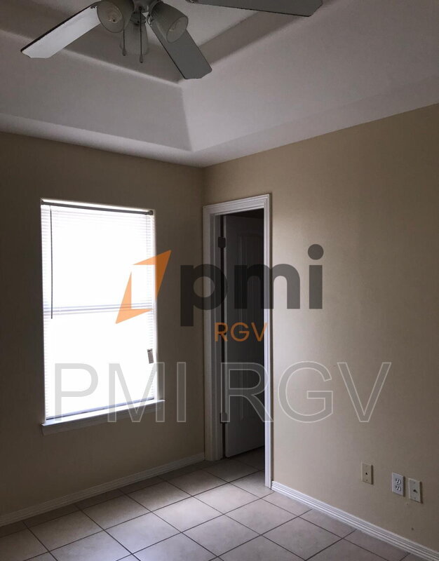 Building Photo - 1603 W Omni Ave