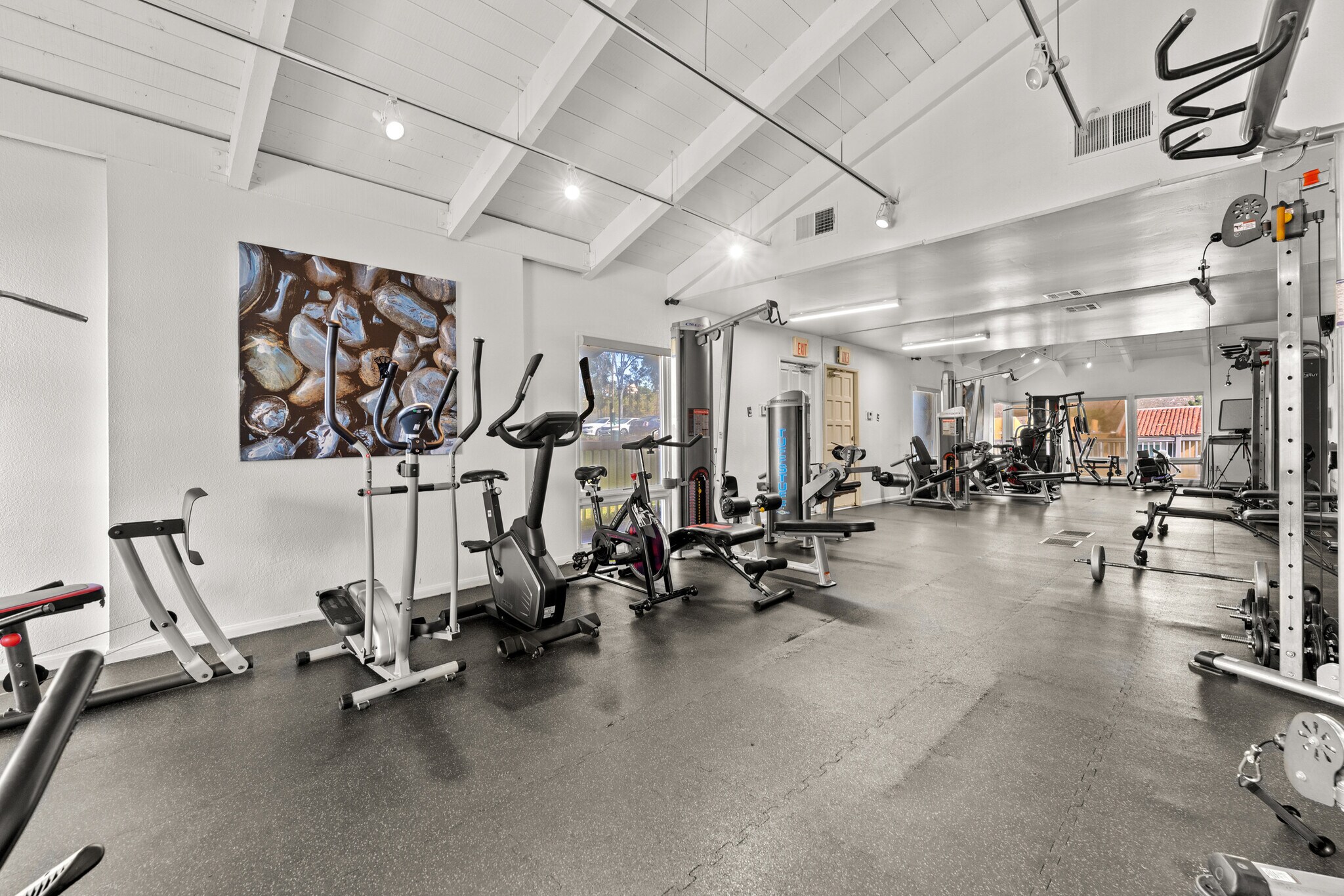 Building Photo - 17141 W Bernardo Dr