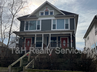 Building Photo - 1529 Sturm Ave
