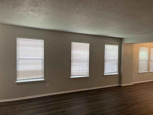 Building Photo - 1425 Ashview Cir